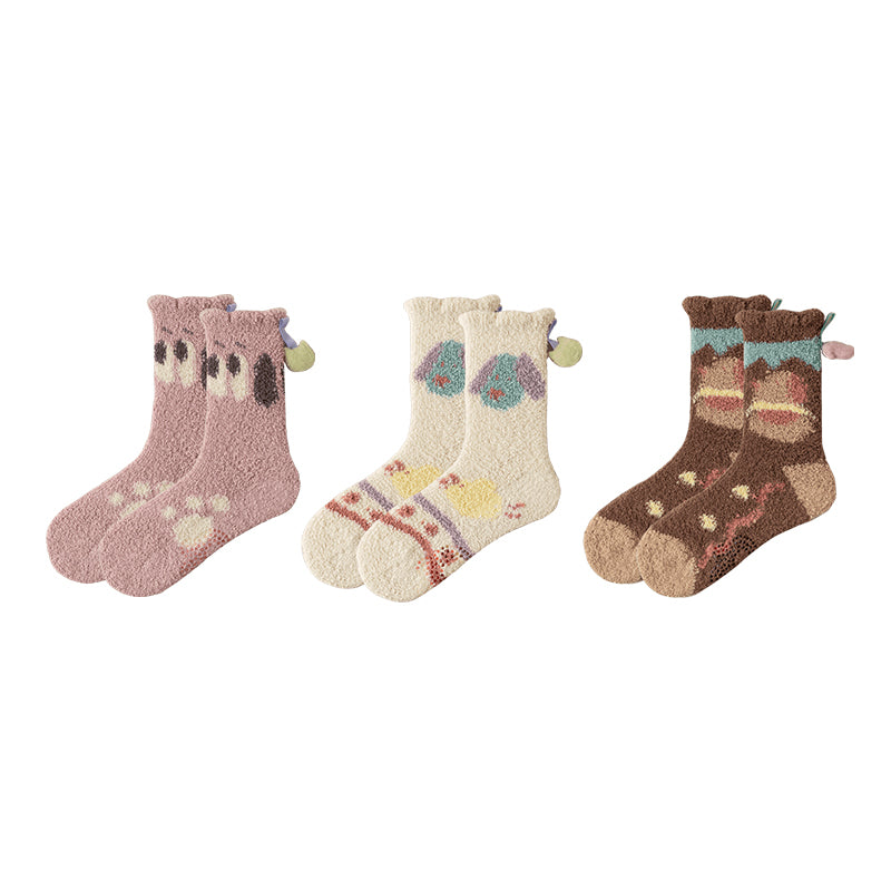 Sweetnana 3パック コージークルーソックス 女性用 - かわいい猫と犬シリーズ ふわふわソックス - カラフルなラウンジウェア、冬用＆スリッパストッキングに最適