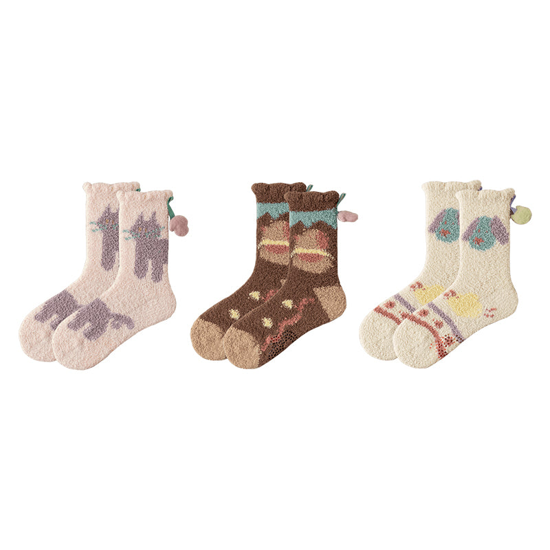 Sweetnana 3パック コージークルーソックス 女性用 - かわいい猫と犬シリーズ ふわふわソックス - カラフルなラウンジウェア、冬用＆スリッパストッキングに最適