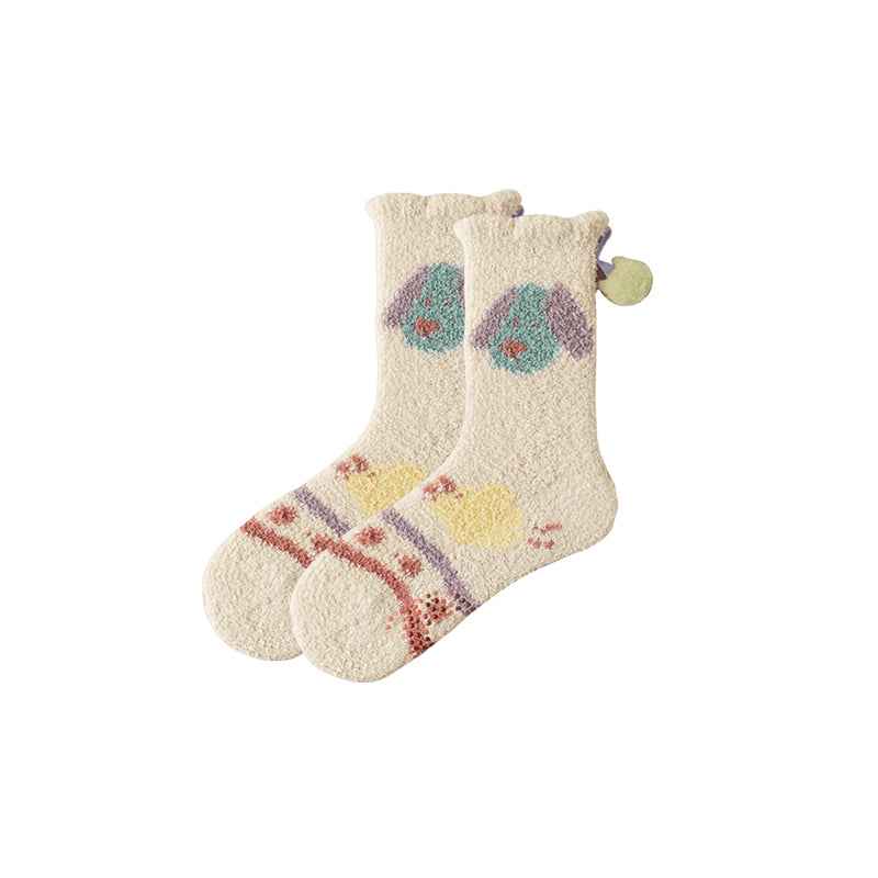 Sweetnana Women's Cozy Fuzzy Socks, Funny Cats and Dogs Crew Socks, Colorful and Cute Non-Slip Slipper Socks, Ideal for Winter and Indoor Wear