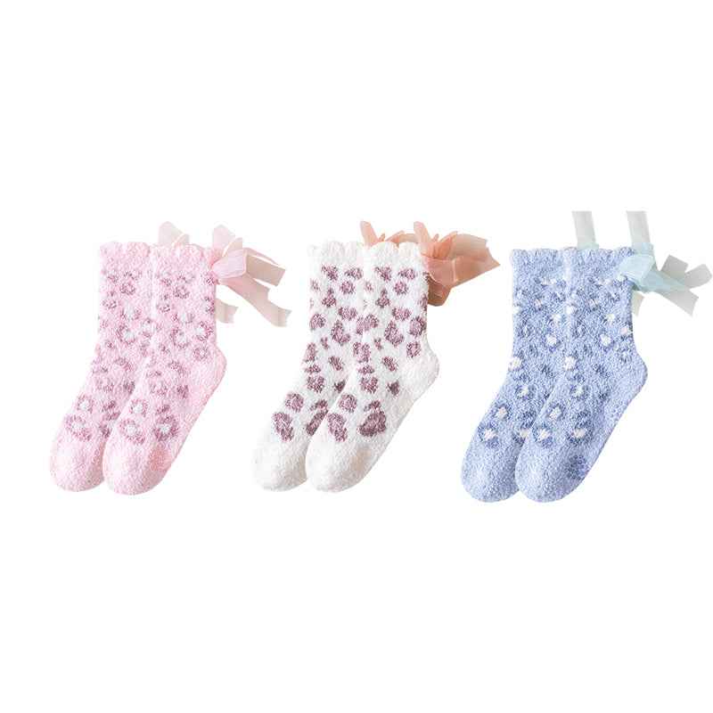 Sweetnana Cozy Crew Socks for Women, Thickened Fuzzy Winter Stockings, Super Soft Non-Slip Lounge Wear Socks, Cute Lace Leopard Print, 3-Pack