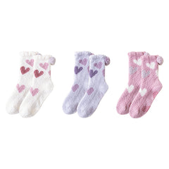 Sweetnana 3パック「Love Jacquard」シリーズの女性用コージークルーソックス、冬の暖かさとスタイルのための厚手の滑り止め付きふわふわラウンジソックス