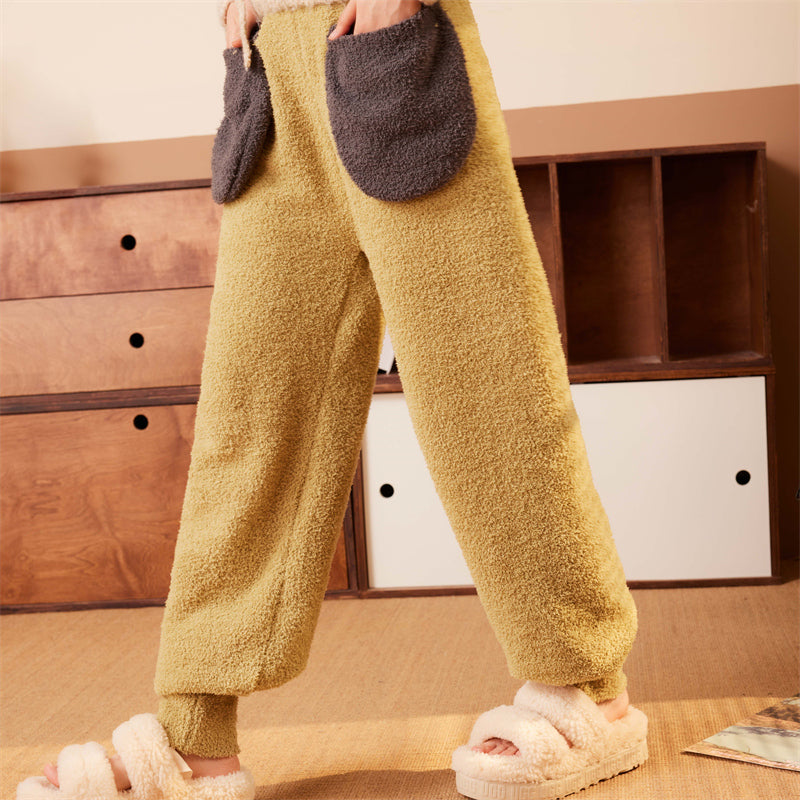 Sweetnana 2024 F/W 단색 일본 스타일 홈 팬츠, 코랄 플리스 원단, 두껍고 따뜻하며, 발목 밴딩 팬츠, 편안한 착용감과 참신한 디자인, 외출복으로도 착용 가능.