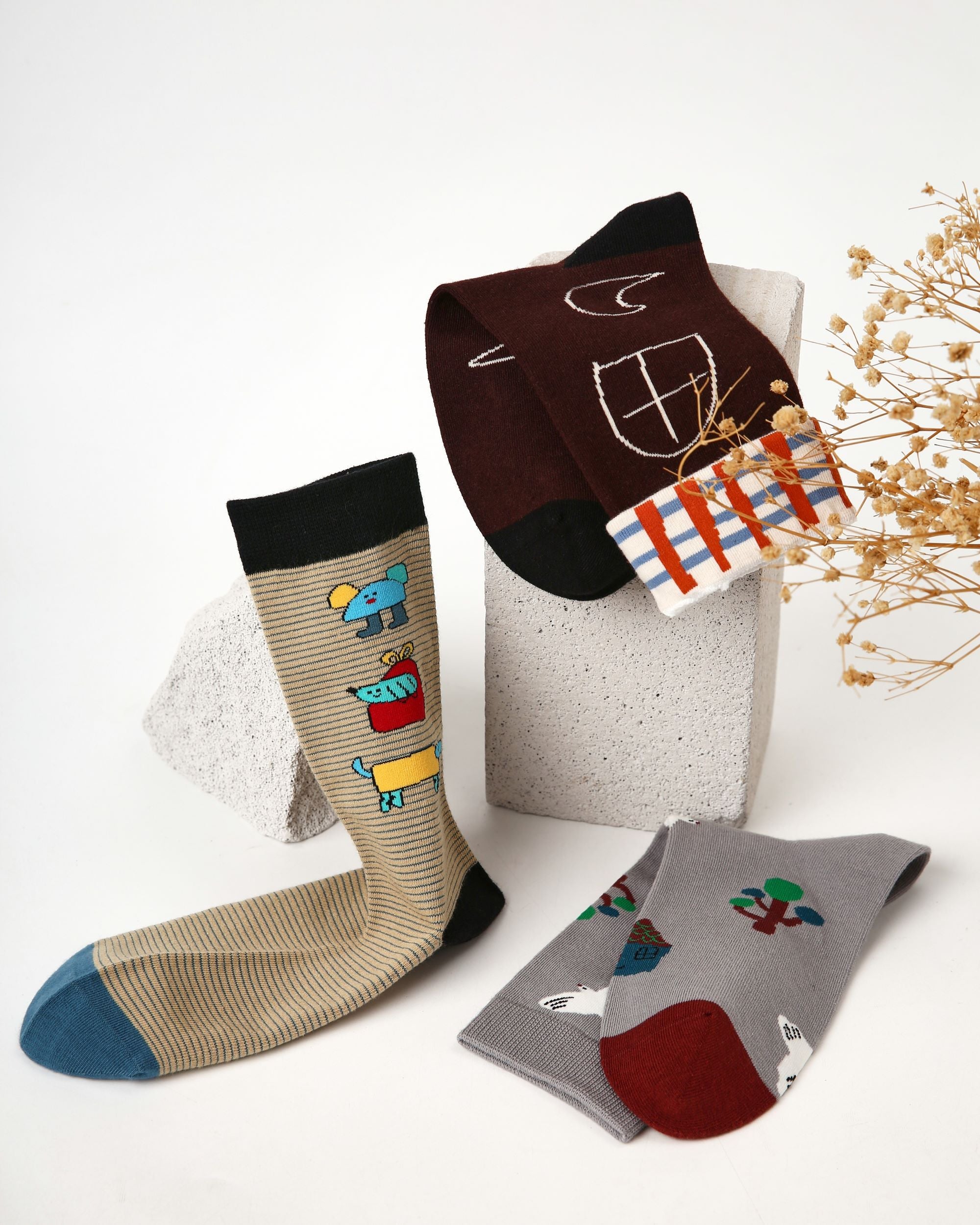 3 Pack Womens Crew Socks Drawing Dream Cottage Cute House Pattern