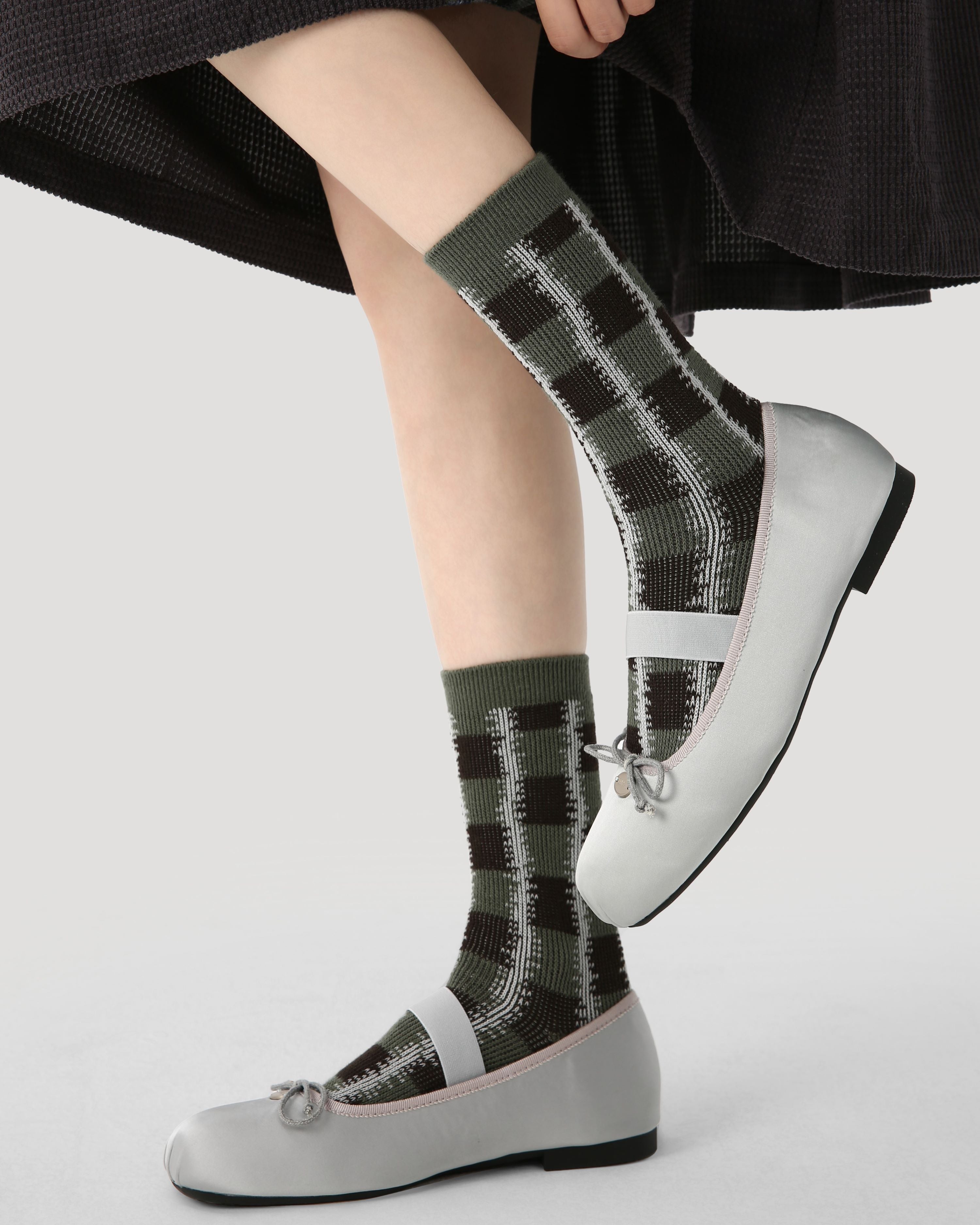 3 Pack Womens Crew Socks Matrix of Dance Geometric Pattern Secondary image