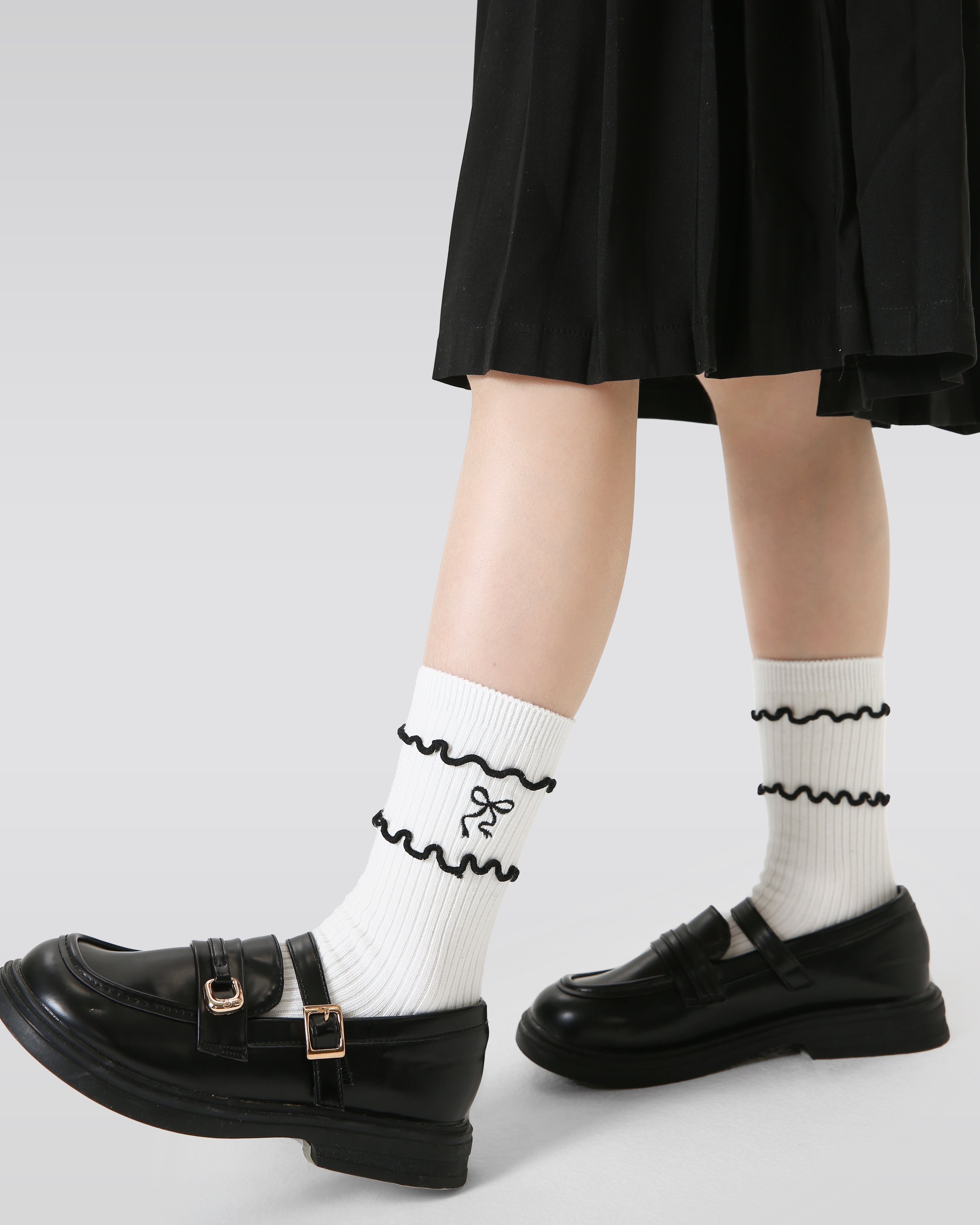 4-Pack Simple Bunny Series Kids Socks Crew Cute Girls Socks Secondary image