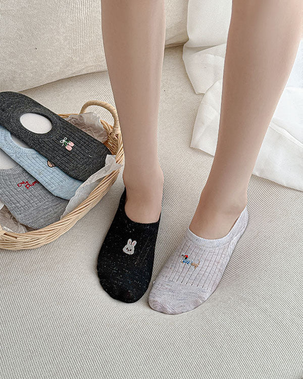 5-Pack Women's No Show Socks Cartoon Embroidery Invisible Liner Non Slip Socks