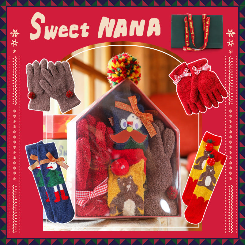 Sweetnana 聖誕原木小屋禮盒套裝，內含2雙舒適的中筒襪和保暖手套，適合女性和兒童，是理想的節日禮物