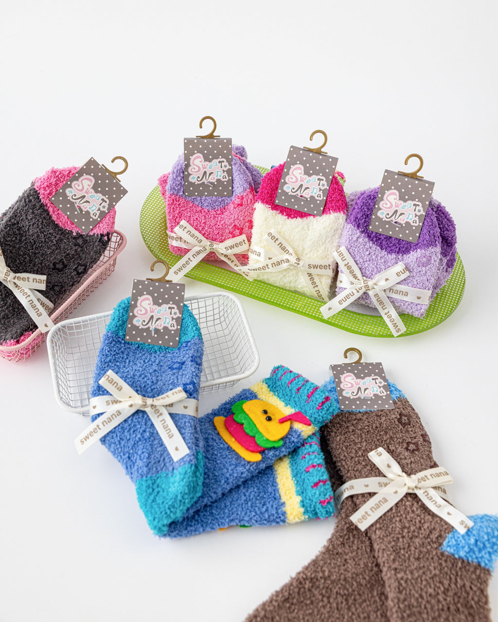 Felt Appliqué Fuzzy Floor Crew Socks