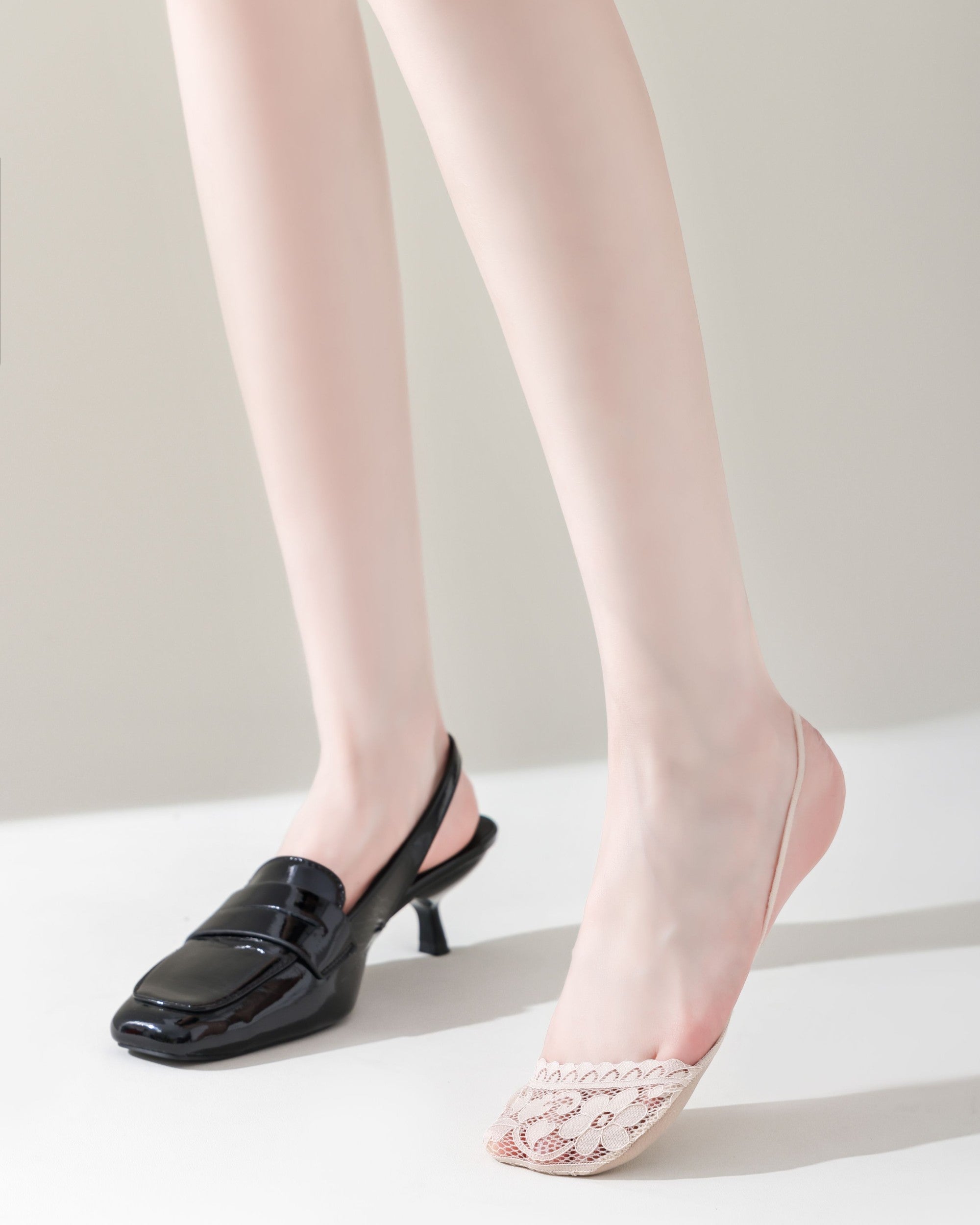 Floral Lace Invisible Slingback Liner Socks