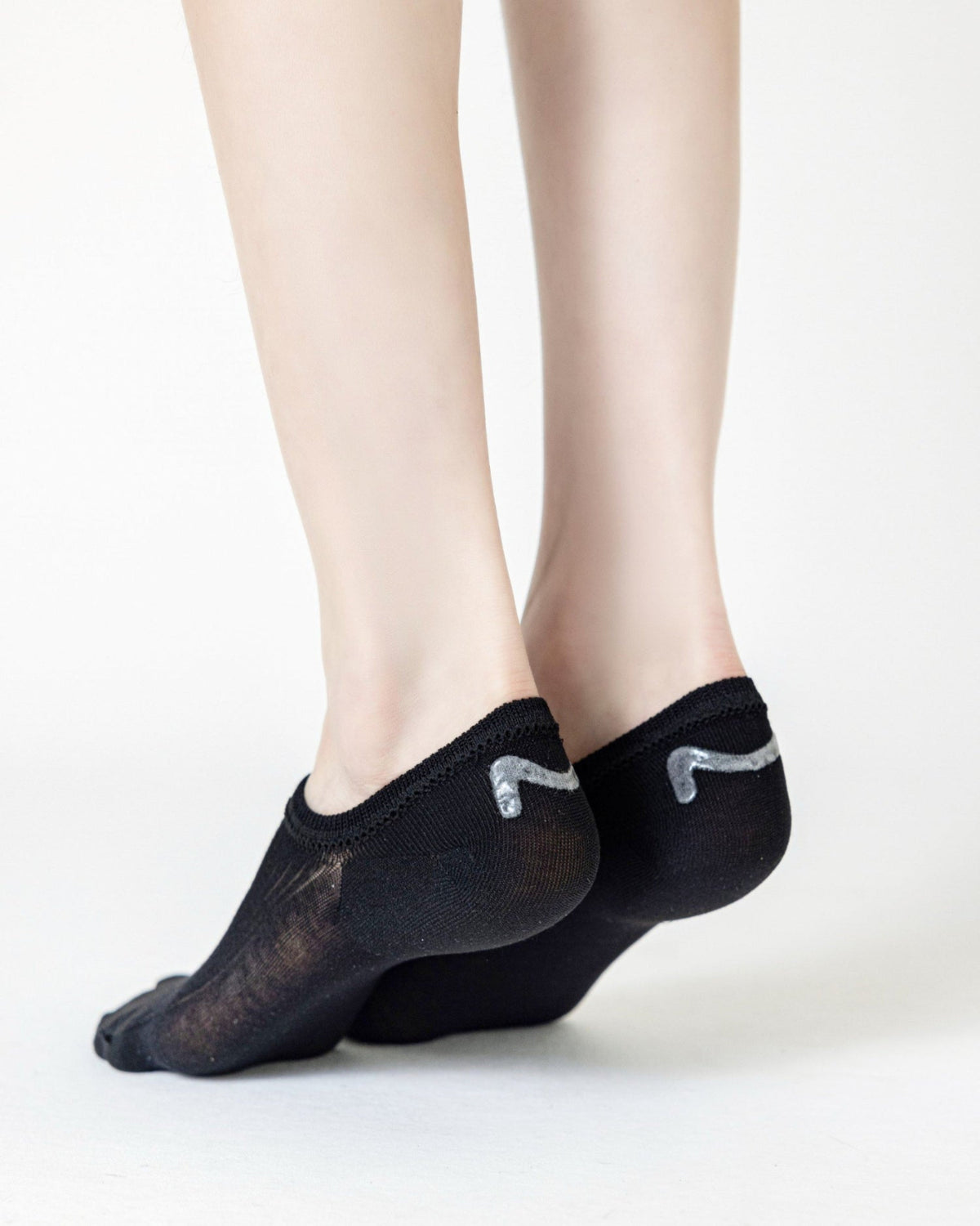 Gift Box Set Womens No-Show Socks Mulberry Silk Blend Cooling Comfortable Fashion Styling