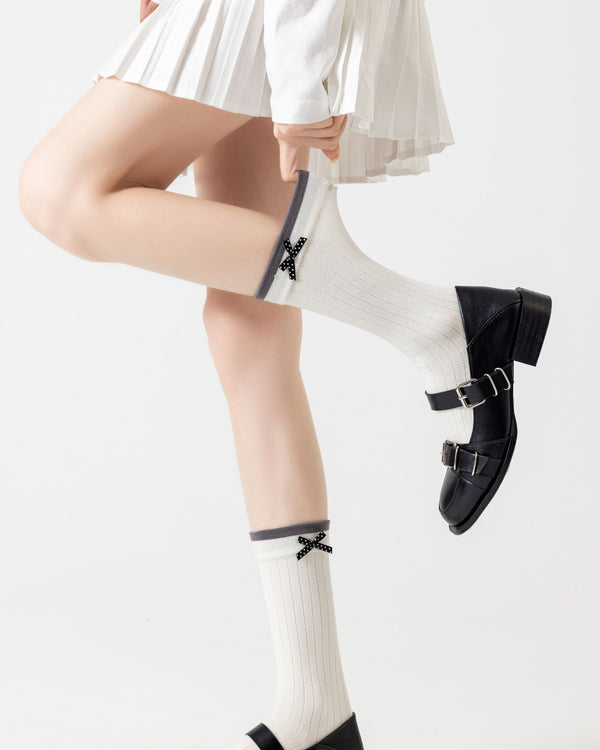 한국어
깅엄 리본 골지 코튼 크루 삭스
