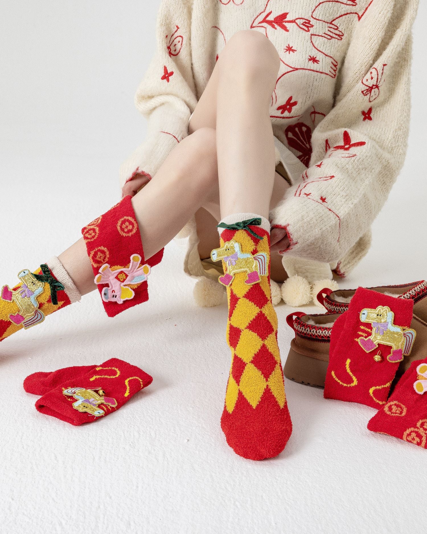 新年 3D馬パッチ 赤色ソックス 『成功への馬』 コーマ綿 クルーソックス