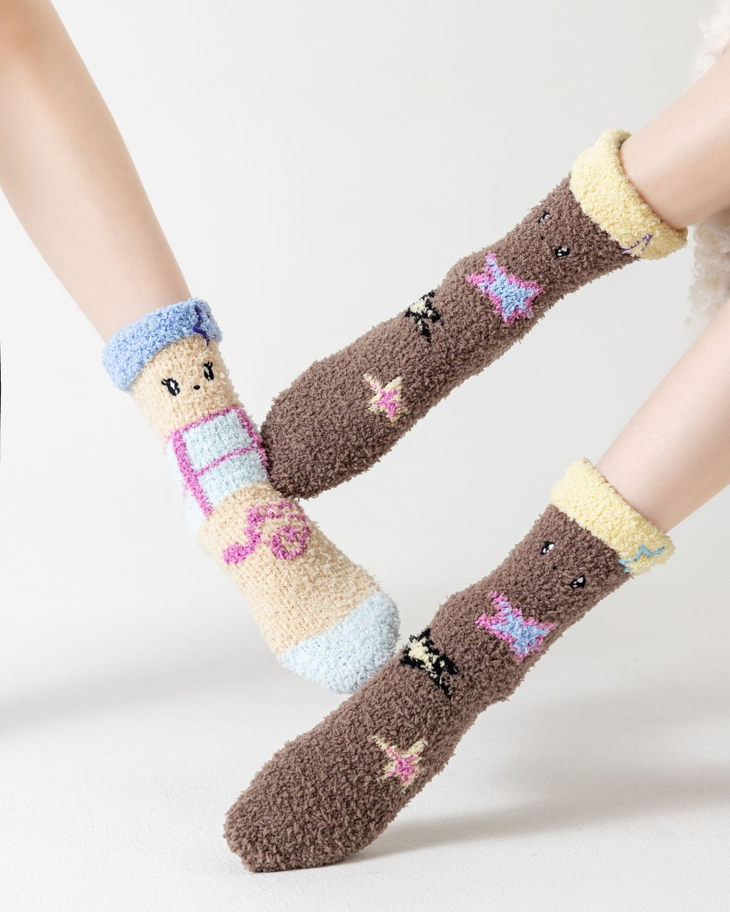 Perfect Bangs Fuzzy Floor Crew Socks
