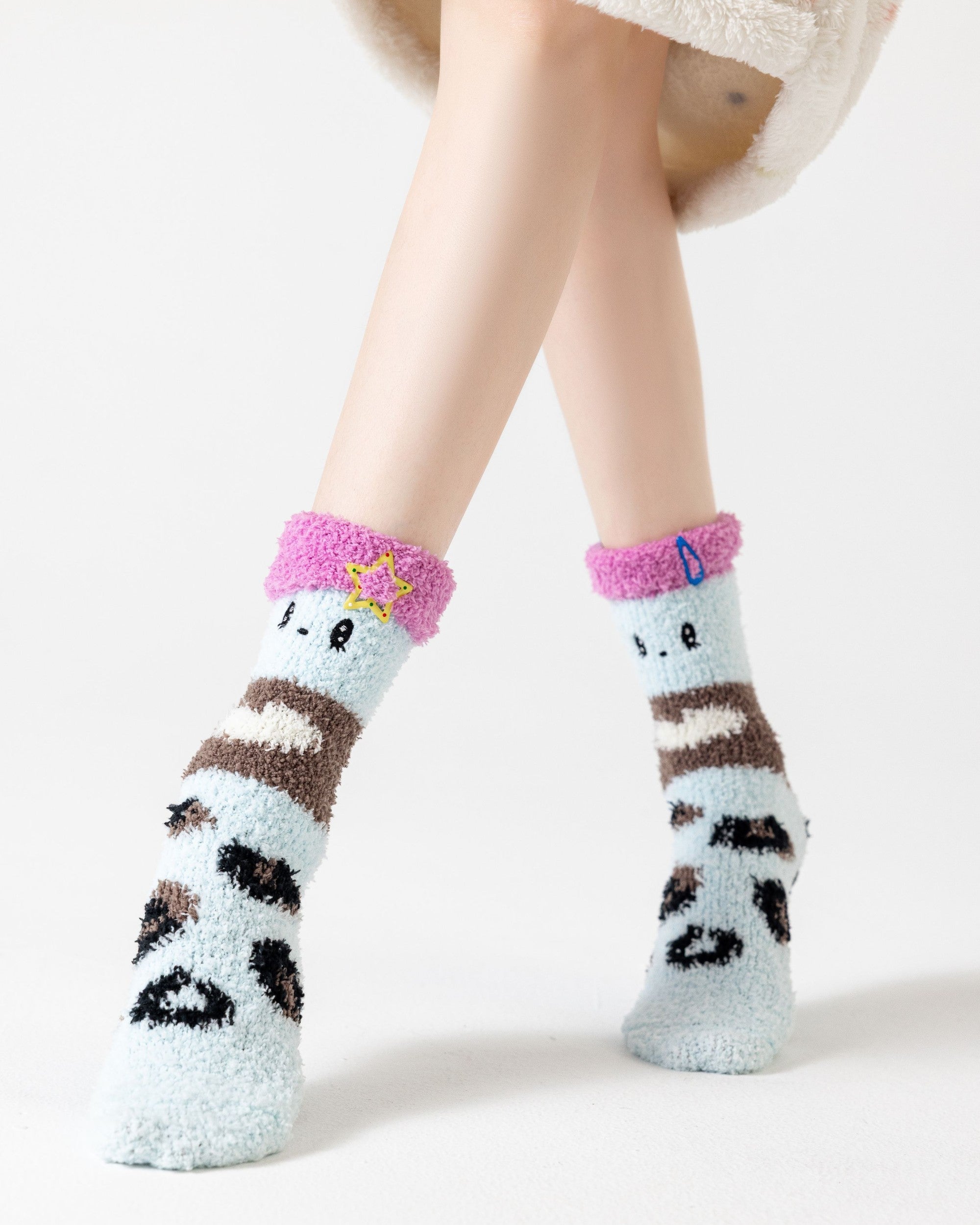 Perfect Bangs Fuzzy Floor Crew Socks