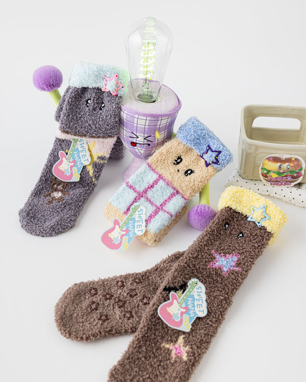 Perfect Bangs Fuzzy Floor Crew Socks