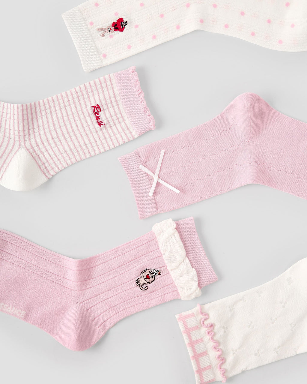 Sakura Limited Gift Box Set Womens Crew Socks Cherry Blossom Rabbit Pattern - SWEET NANA