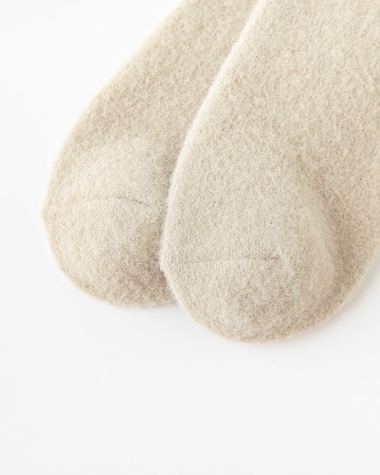 Women Crew Socks Fuzzy Warm Cozy Cotton Soft Cute Animal Embroidery