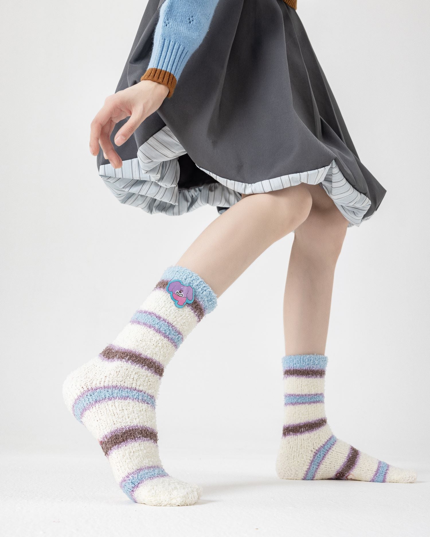 女款中筒襪子多色羽毛條紋系列毛絨保暖舒適室內襪子