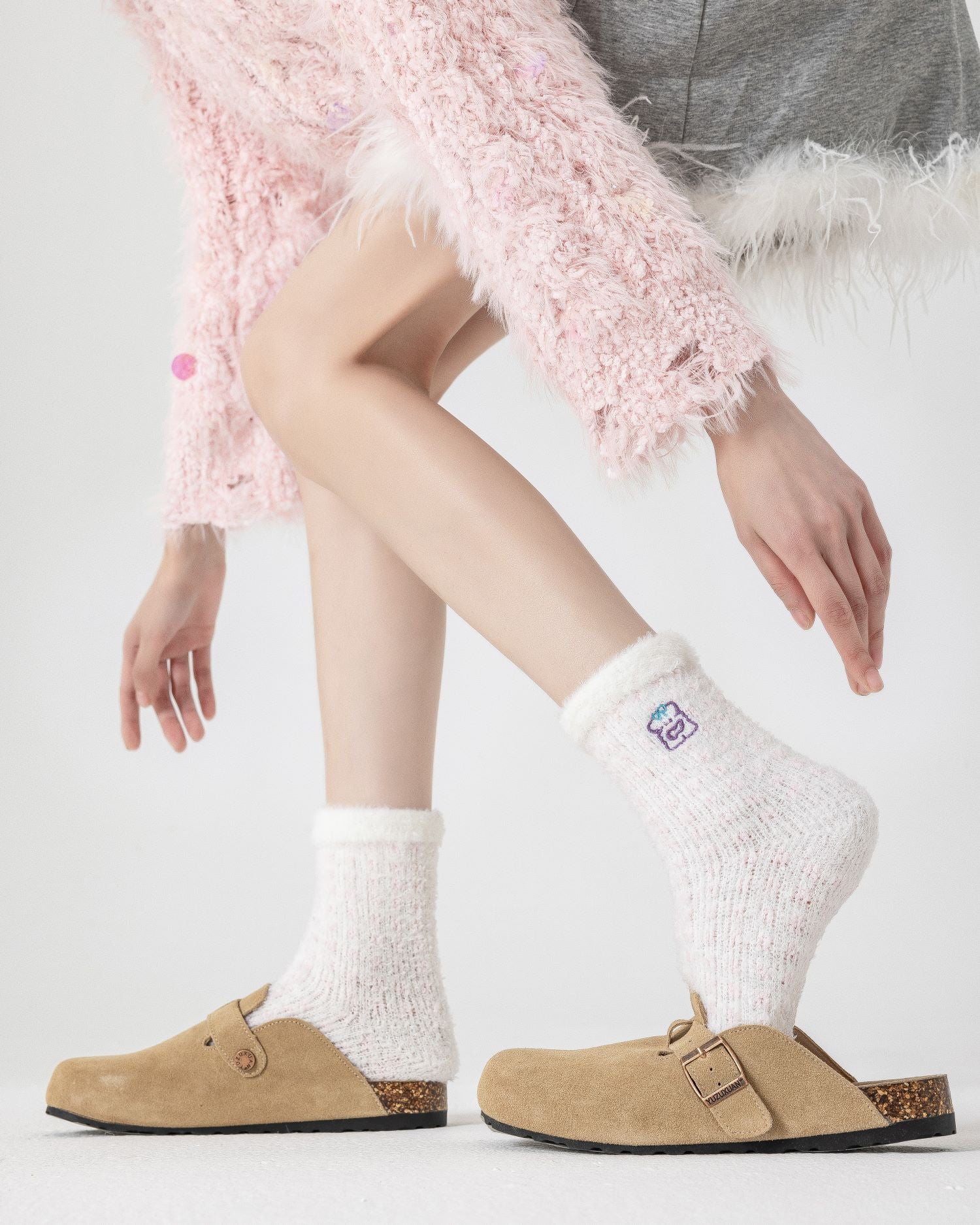 여성 크루 양말 체크 그리드 시리즈 보송보송하고 따뜻한 실내 양말