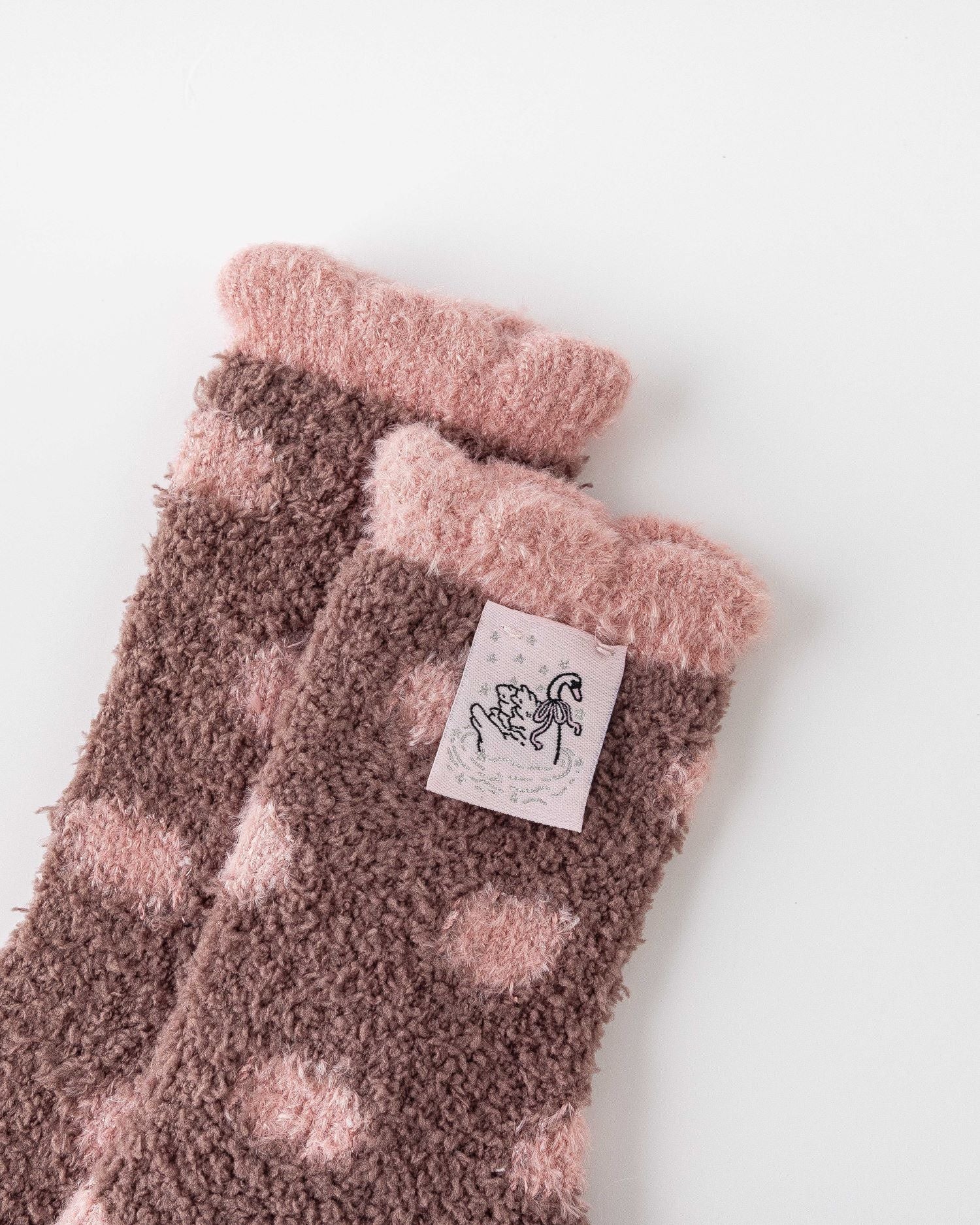 여성 크루 양말 반짝이는 별 도트 시리즈 보송보송하고 따뜻하며 아늑한 실내용 양말