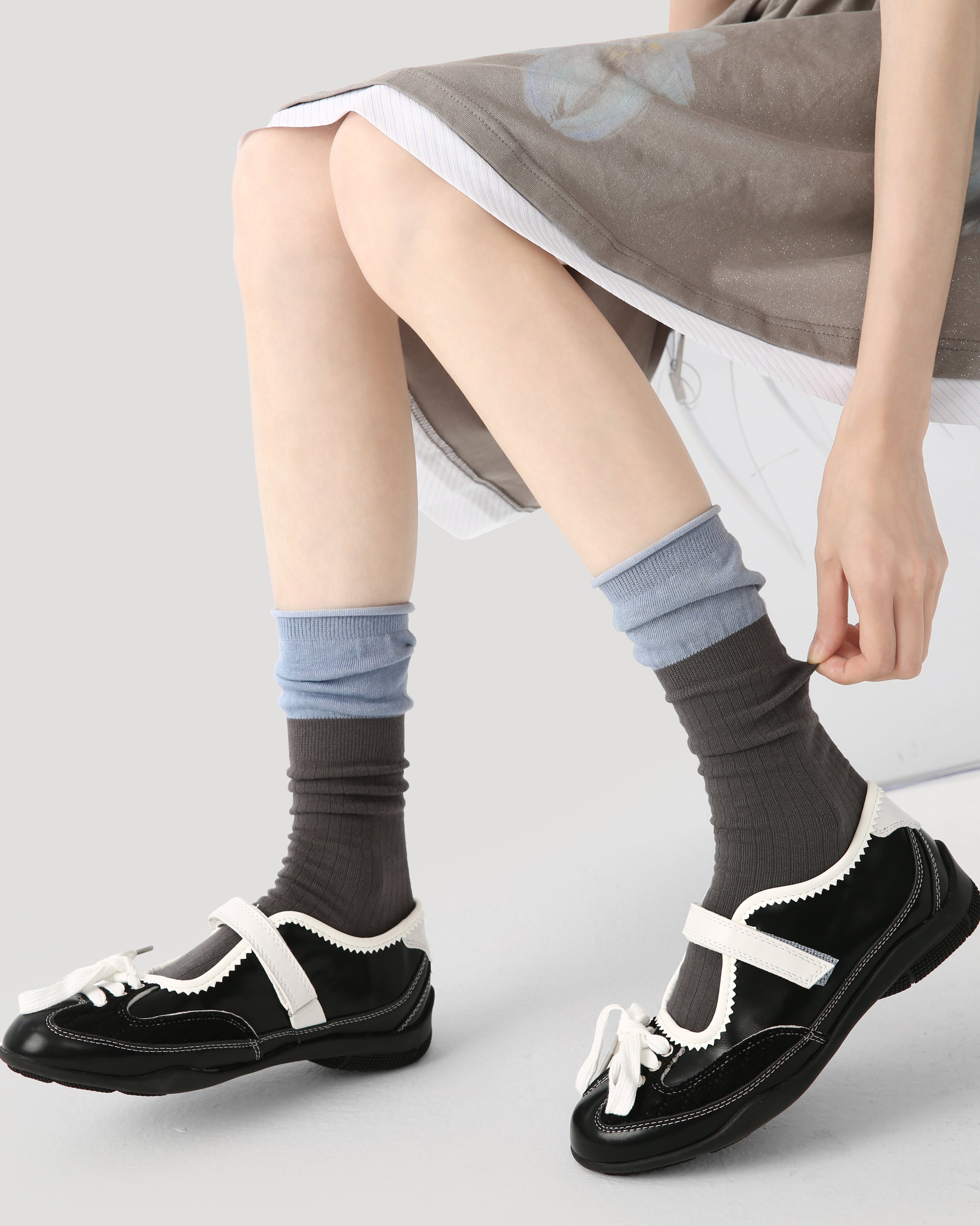 Women Crew Socks Gray and Blue Colorblock Ribbed Cotton Casual - SWEET NANA Main image