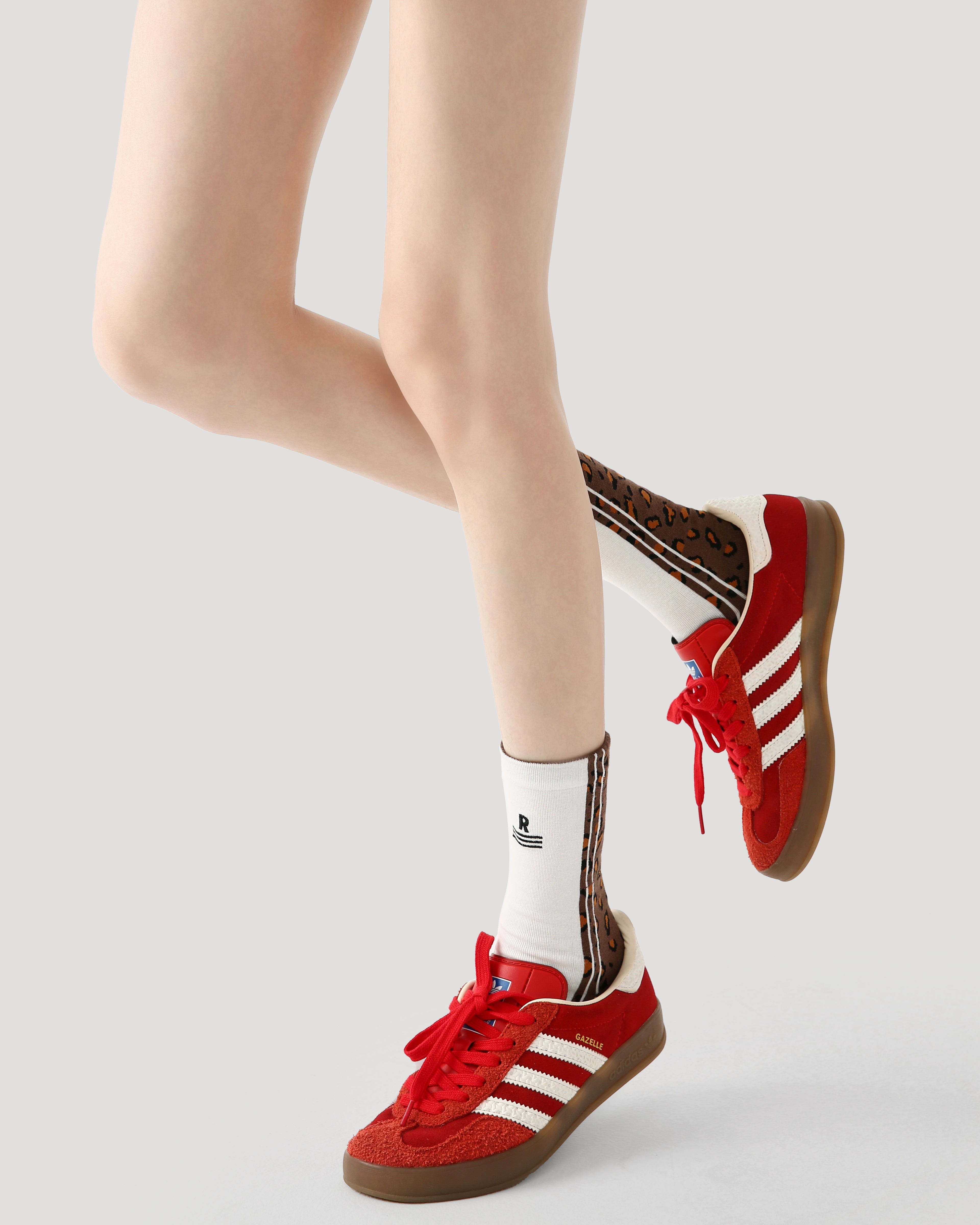 Women Crew Socks Leopard Print Trendy Cotton Casual Street - SWEET NANA Main image