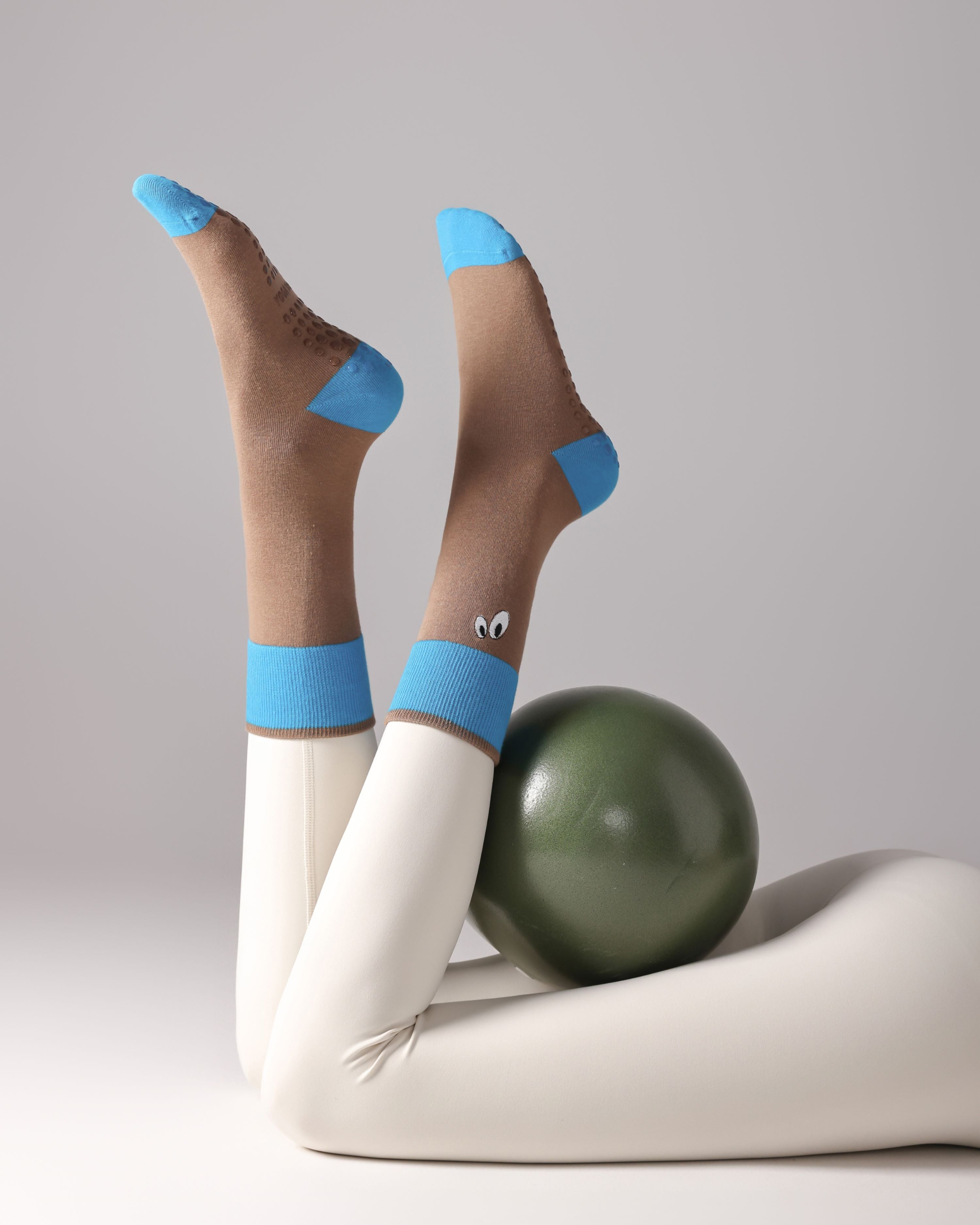 Womens Cute Eye Crew Yoga Socks Non Slip Combed Cotton Color Block