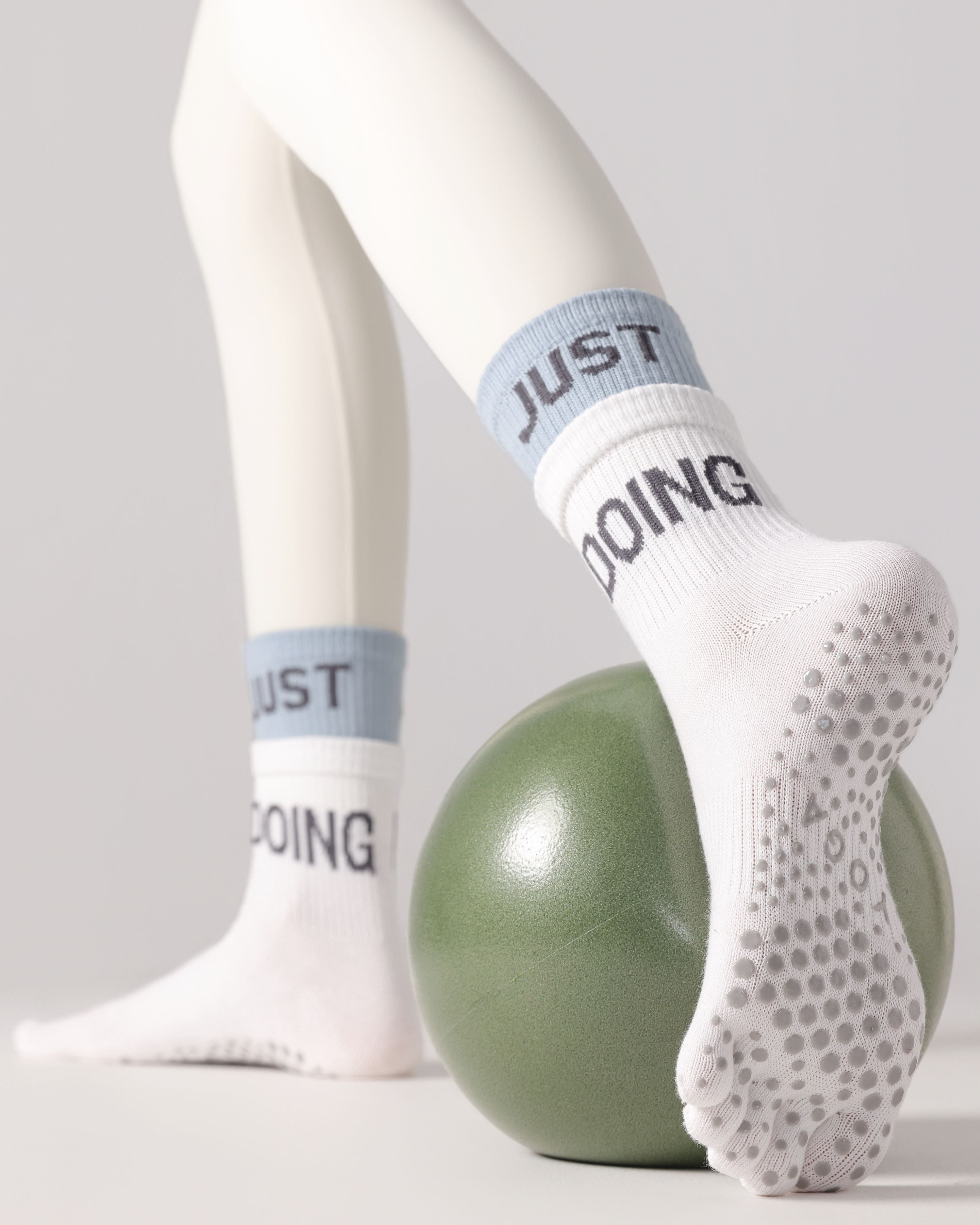 Womens Five Toe Yoga Socks Double Cuff Color Block Non Slip Crew