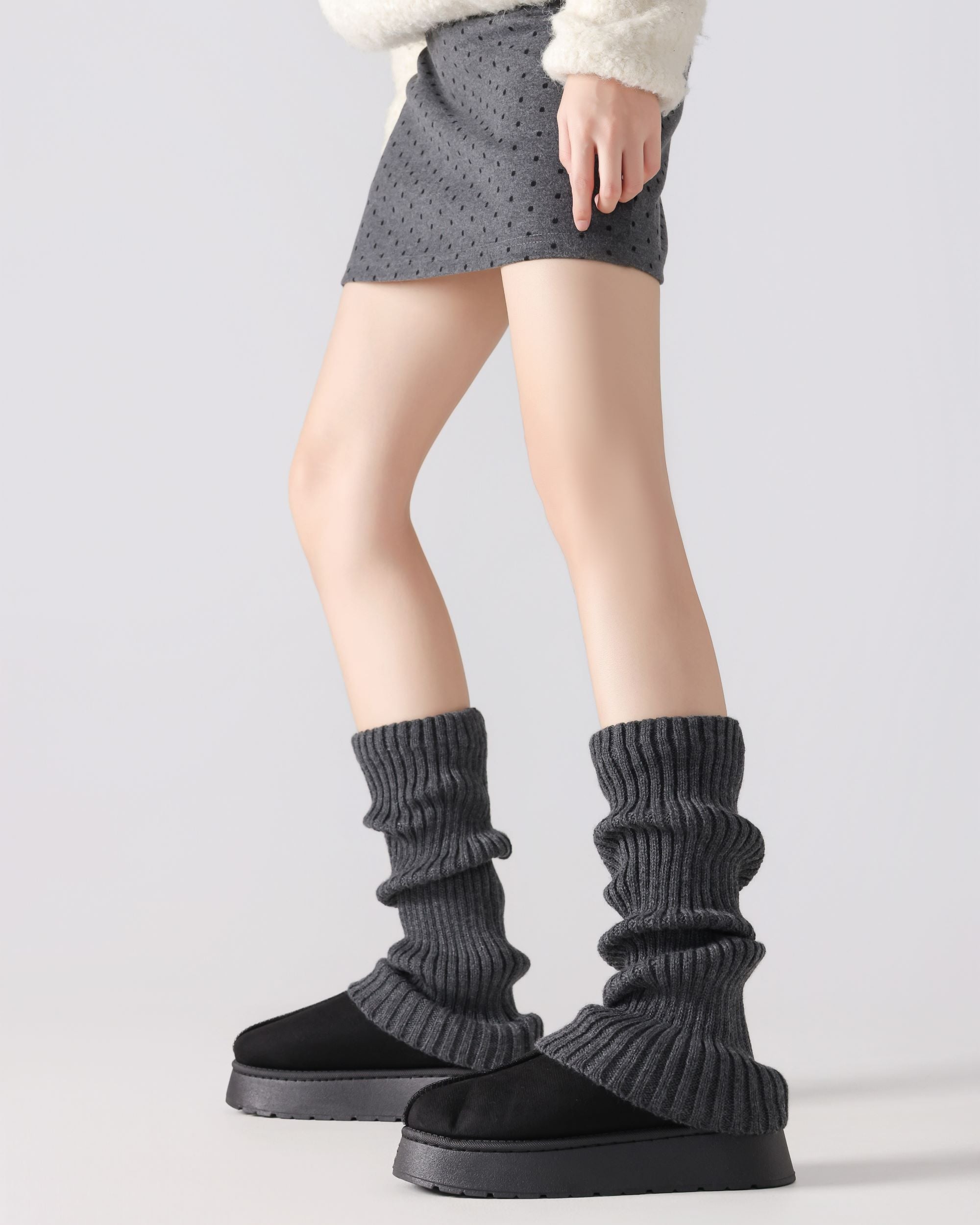 Slouchy Knit Leg Warmers Secondary image