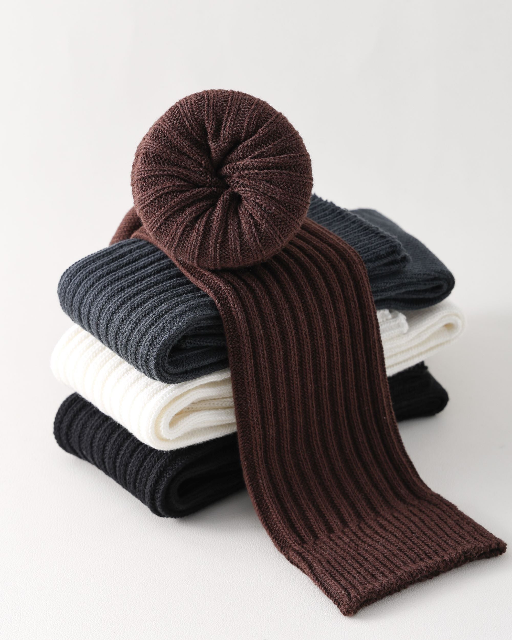 Womens Miu Style Knee High Socks Ribbed Slim Look Fashion Socks