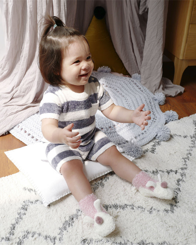 Sweetnana キッズ＆トドラー用コージーアンクルクルーソックス、超ソフトな滑り止め厚手ソックス、冬のストッキングや毎日の快適さに最適