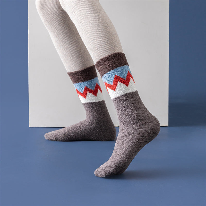 Sweetnana コージークルーソックス for Women & Men, 超ソフトなふわふわチューブソックス、エスニックスタイル、冬の快適さと暖かさに最適