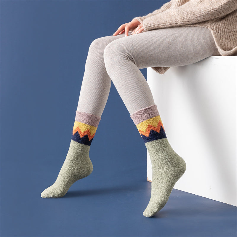 Sweetnana コージーチューブクルーソックス for Women & Men, エスニックスタイル厚手ふわふわソックス, 超ソフトで冬のストッキングと暖かさに最適