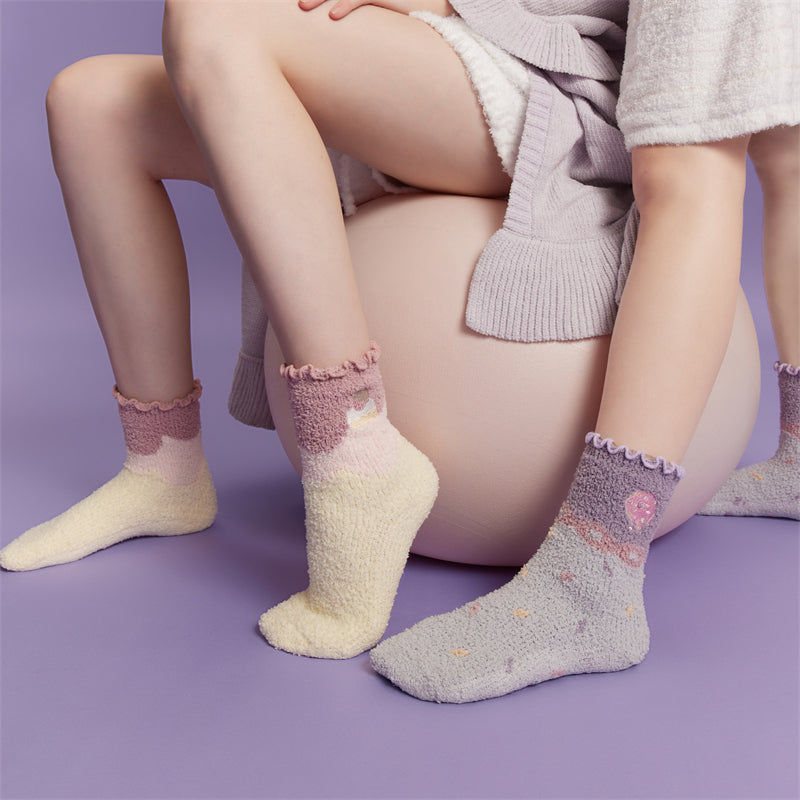 Sweetnana コージーファジークルーソックス for Women, 厚手の滑り止めソックス, かわいい冬用ストッキング, 柔らかく暖かいスリッパソックス, 3パックで追加の快適さ