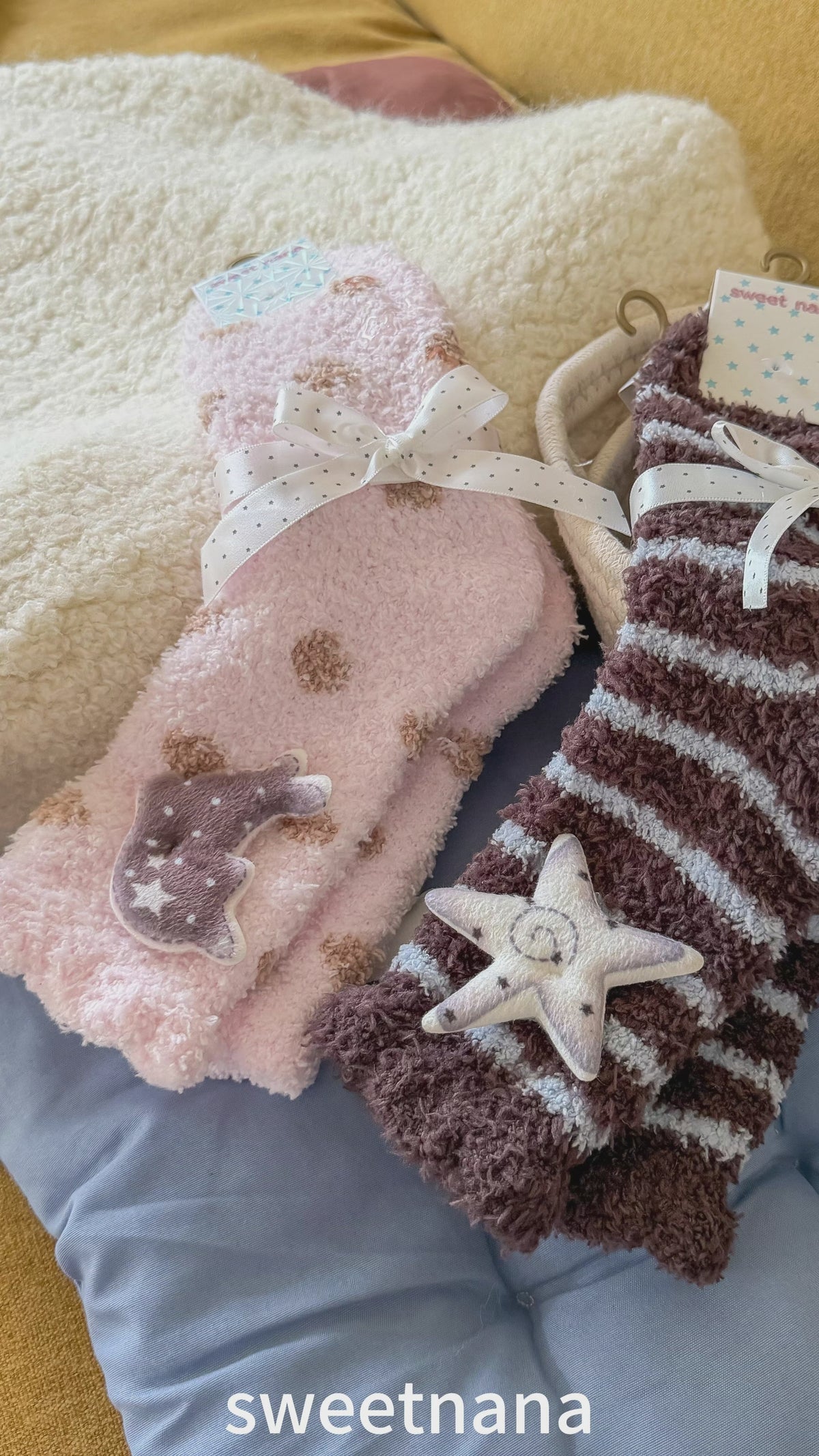 Starry Music Fuzzy Floor Crew Socks